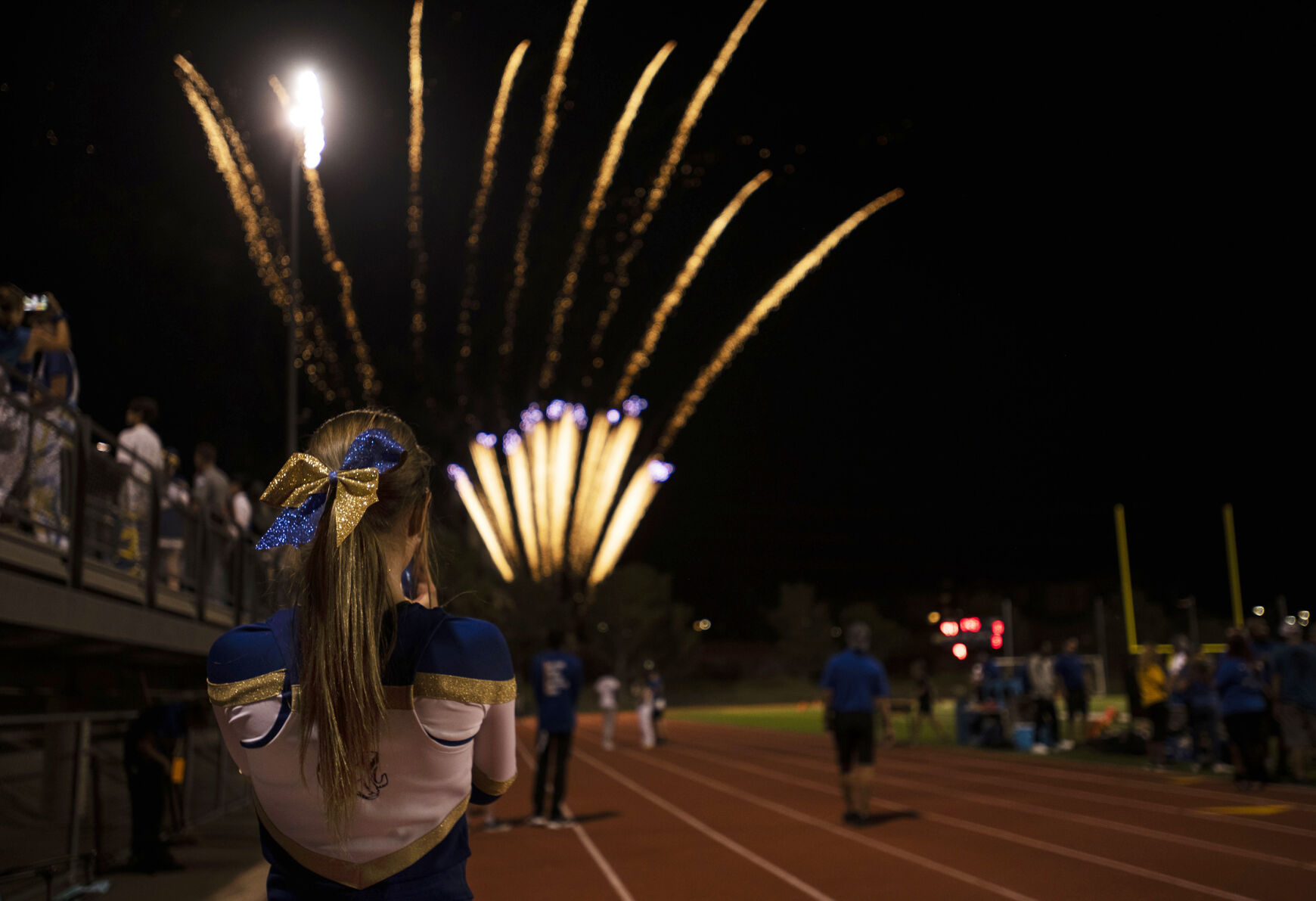 091121-sw-rampartfb 18.jpg
